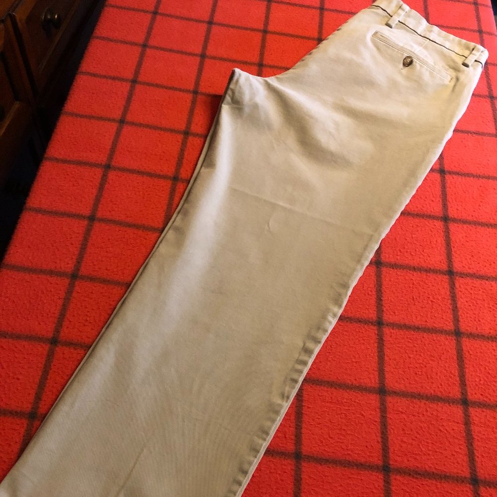 Dockers Straight Fit Men's 38 x 29.5 Khaki Pants